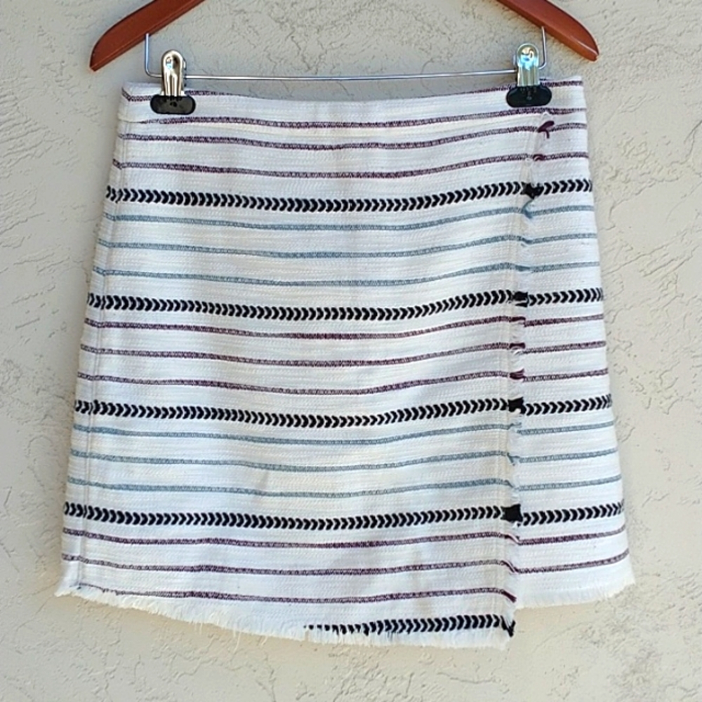 ANN TAYLOR LOFT Faux Wrap Mini Skirt Size 8